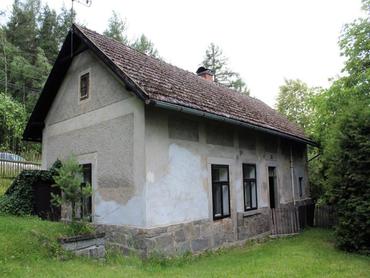 Dům 2+kk, Nečín