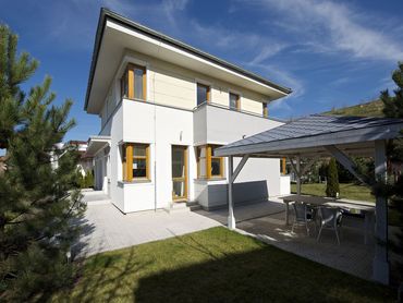 RD 220m², pozemek 1000m²